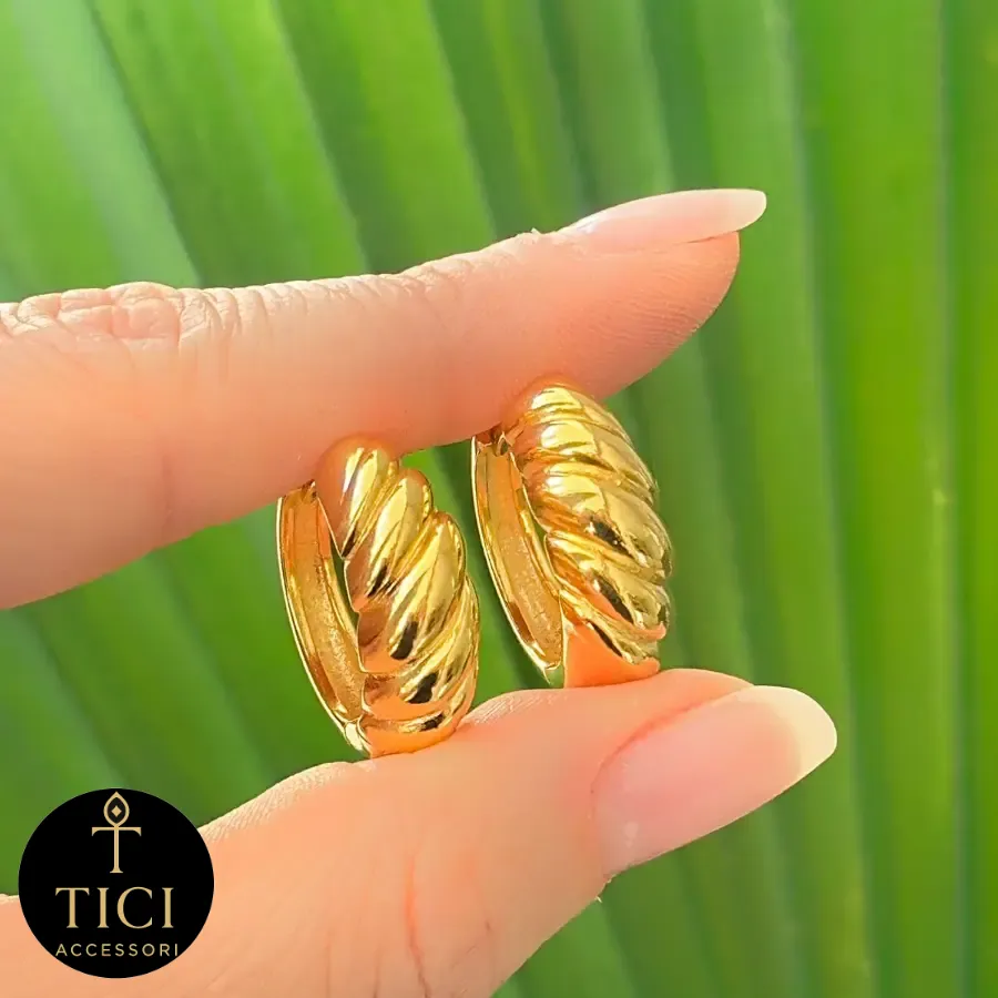 Brinco Argola Croissant Dourado