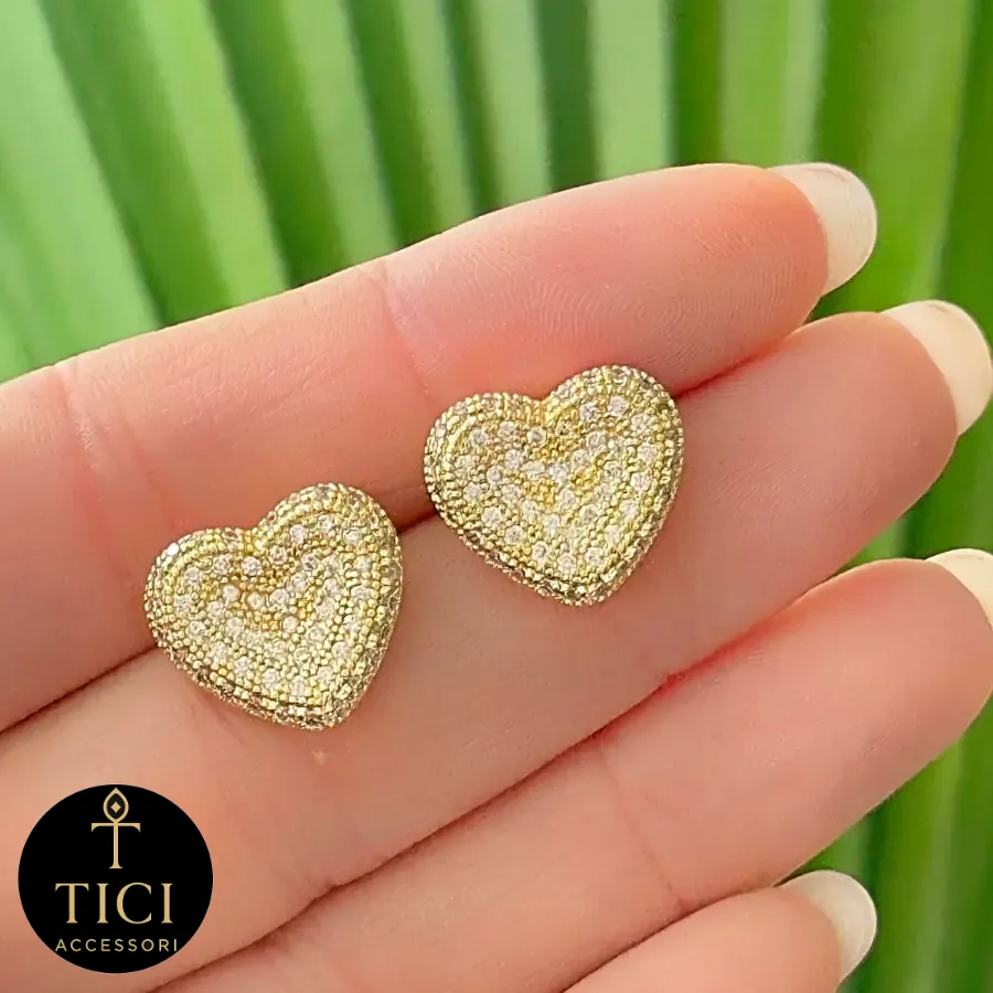 Brinco Coração Cravejado de Luz