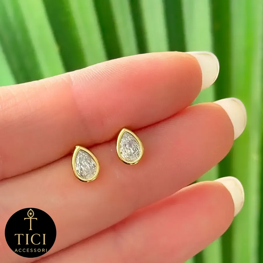 Brinco Gota de Luz Clássica