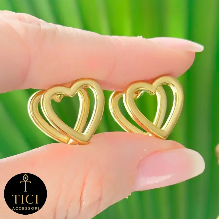 Brinco de Argola Coração Vazado Liso