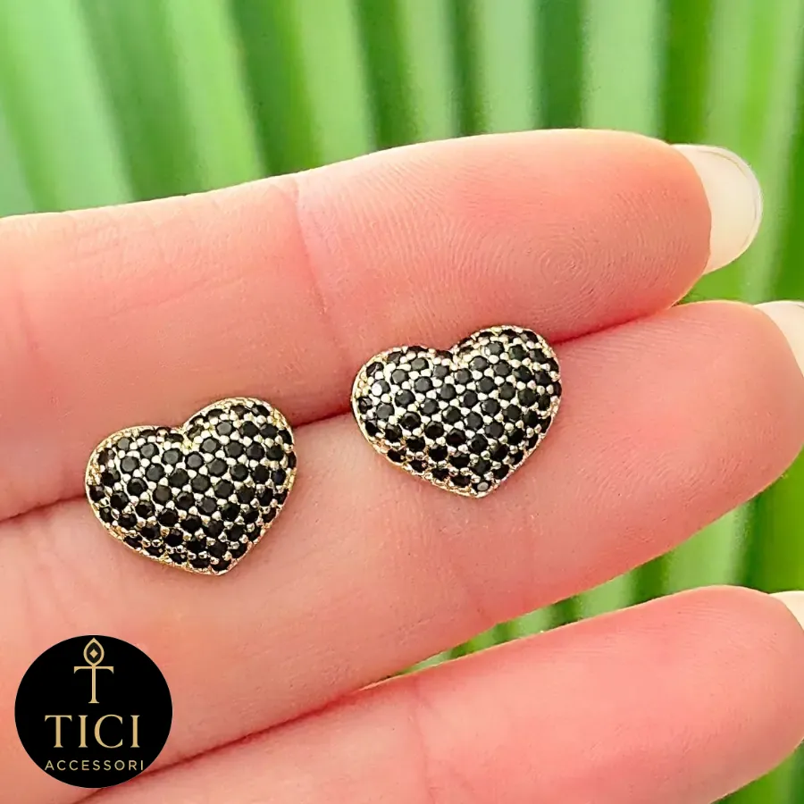 Brinco Coração Negro Brilhante