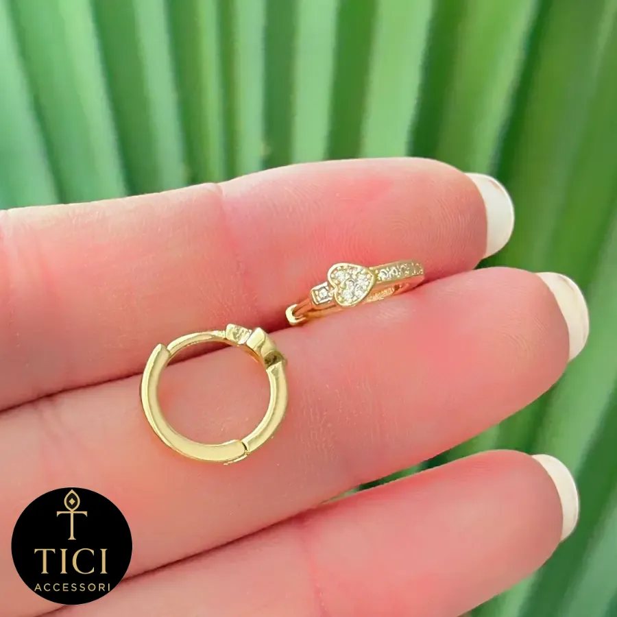 Argola P Coração Cravejado Aro Riscado