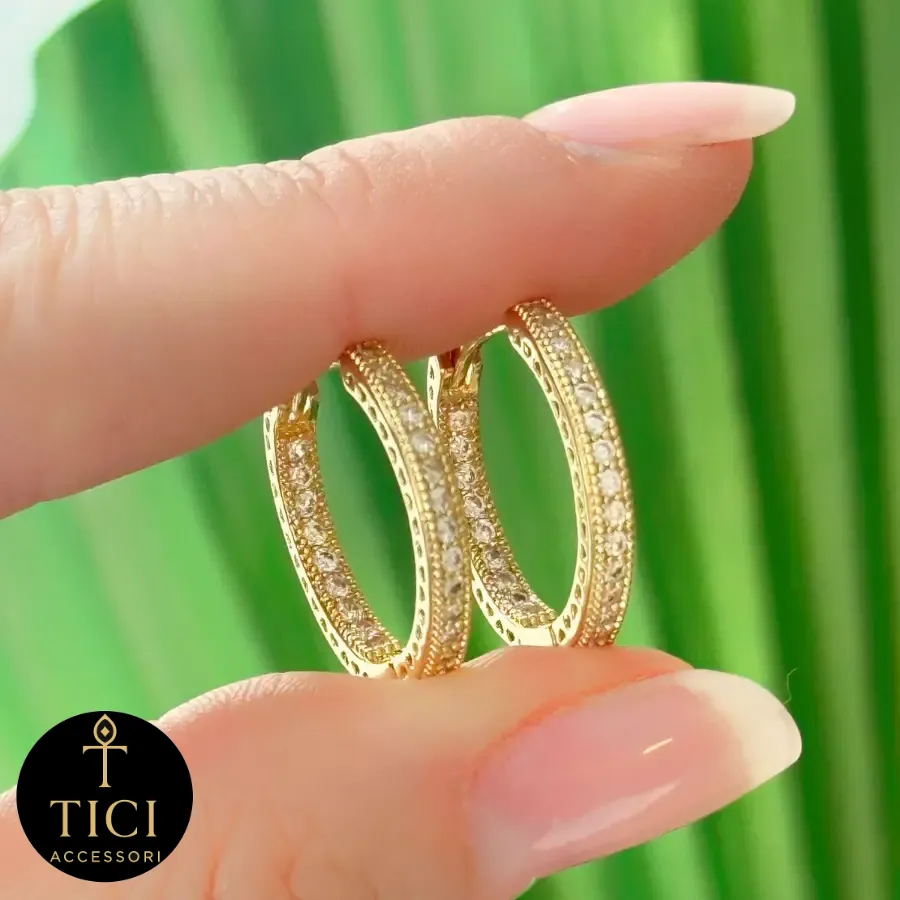 Argola Cravejada Grande Dupla Face