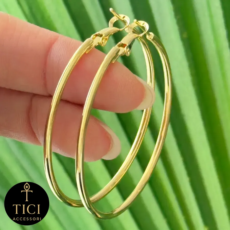 Argola Dourada Essencial Fina