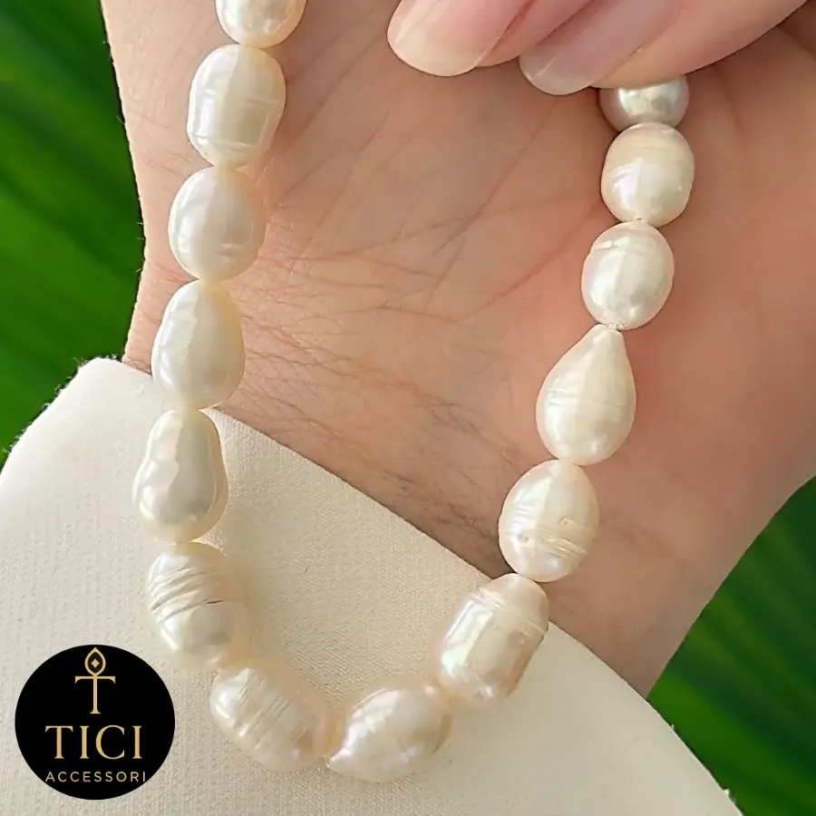 Gargantilha de Pérolas Naturais