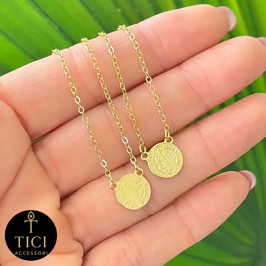 Escapulário Dourado São Bento 70cm