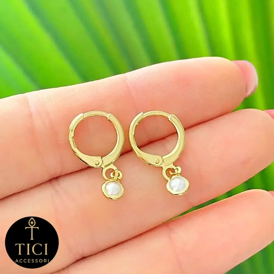 Argola Delicada com Pérola