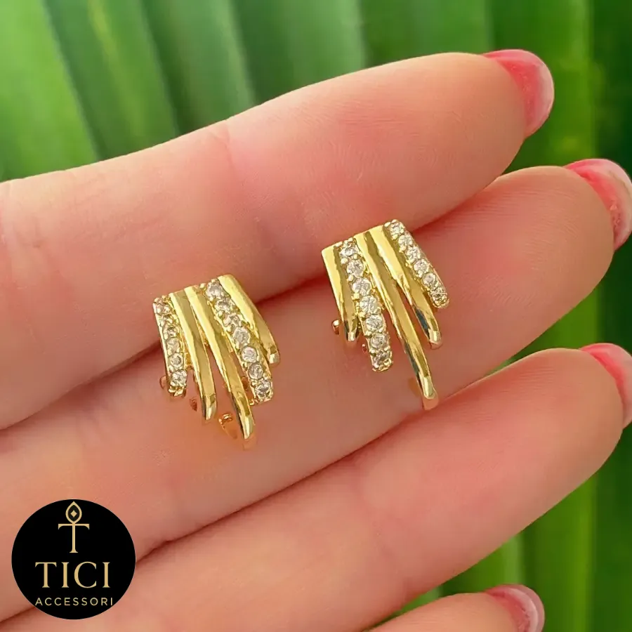 Brinco Cascata de Luz Dourada