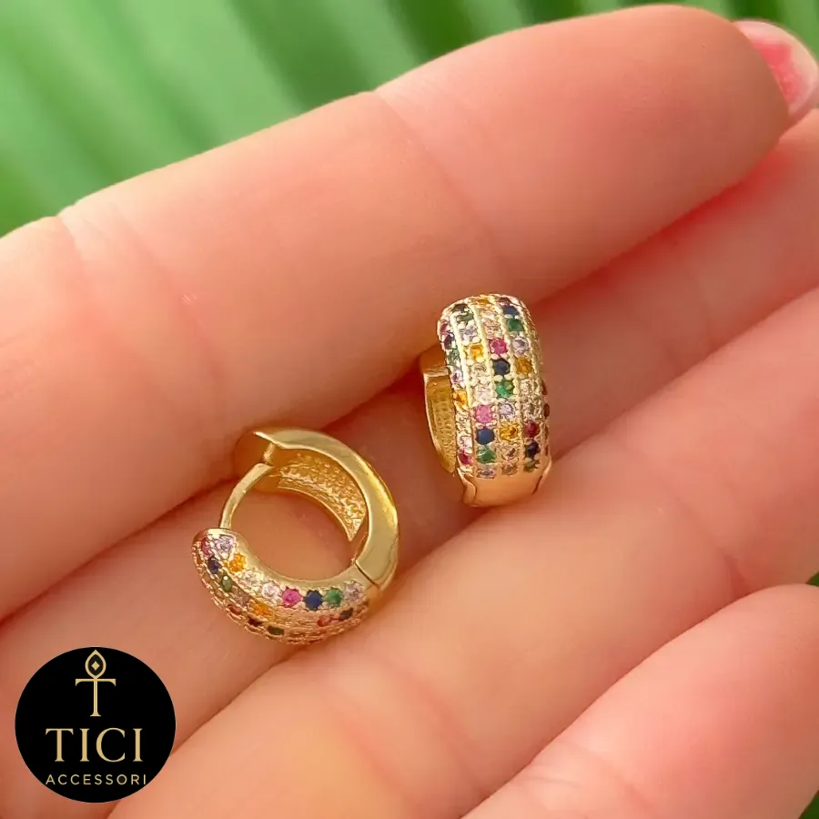 Argola Dourada Média Cravejada Multicor
