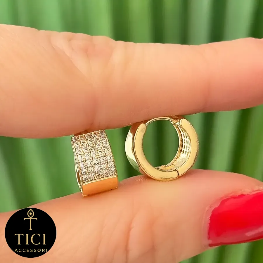 Argola Click Cravejada Dupla Face Dourada