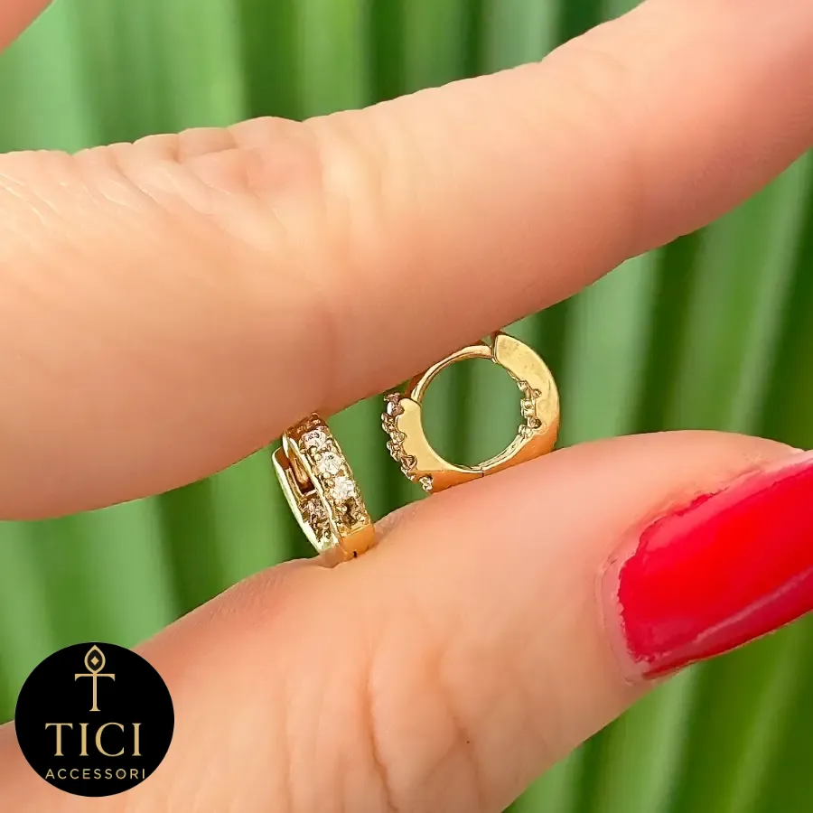 Argola P Delicada com Zircônias