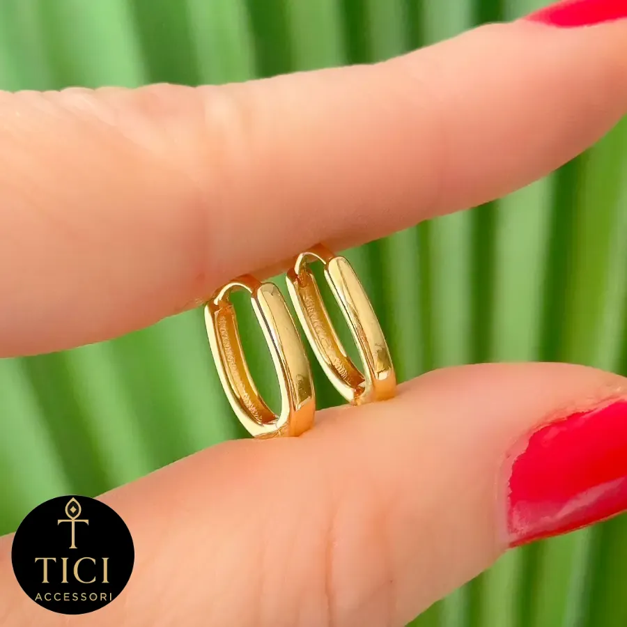 Argola Pequena Oval Lisa