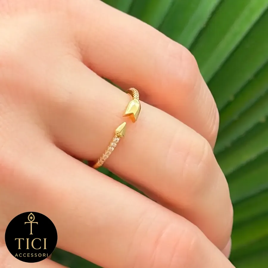 Anel Aro Flechinha com Zircônias