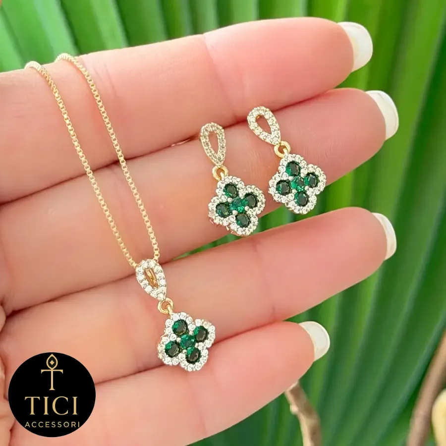 Conjunto Trevo Brilhante Zircônias
