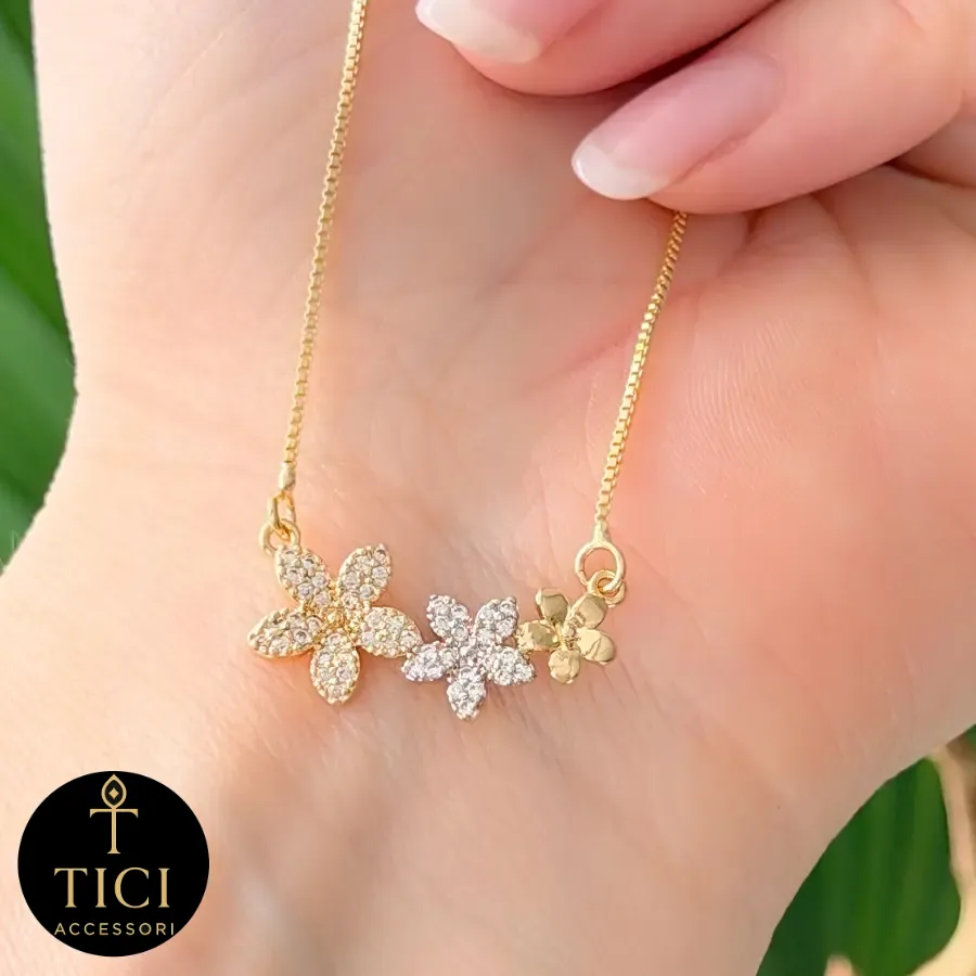 Colar Trio de Flores Encantador