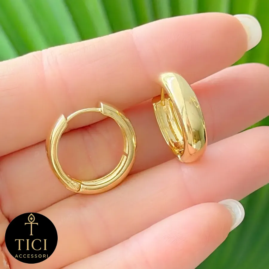 Argola Dourada Clássica Lisa