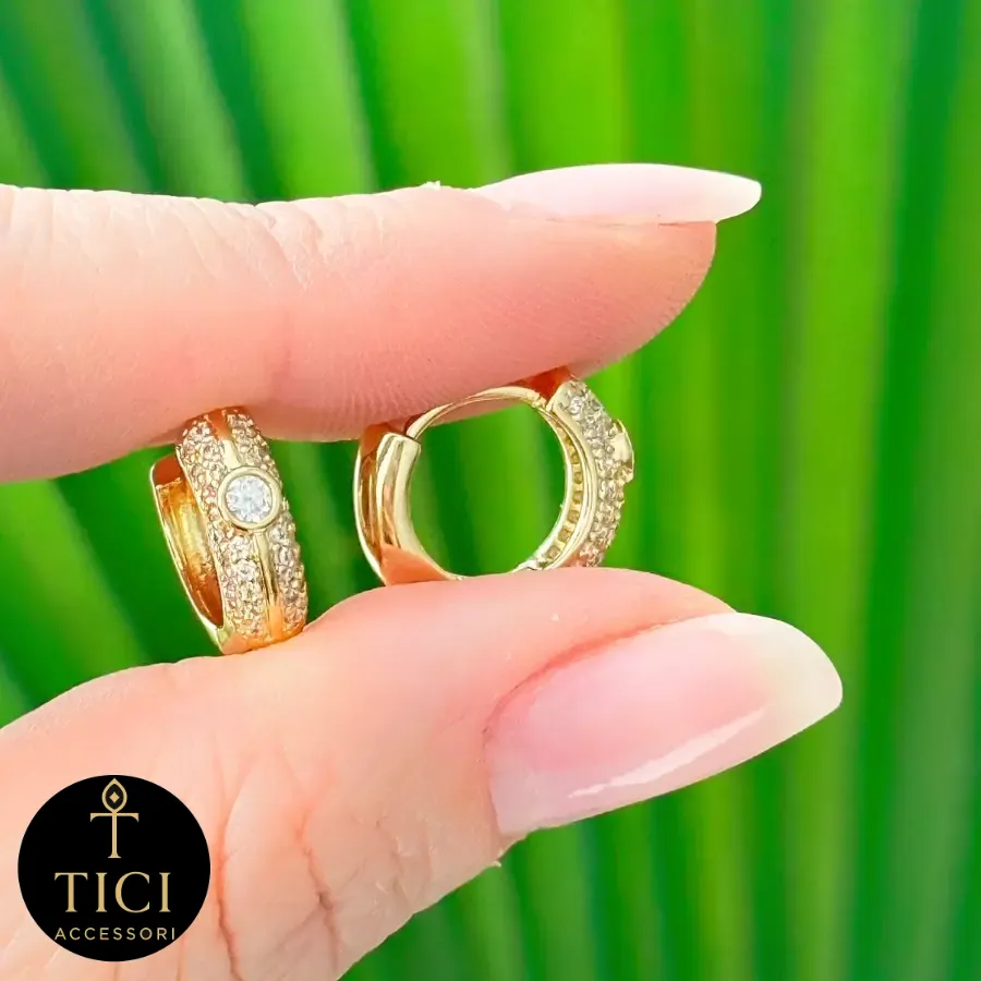 Argola Mini Cravejada Ponto de Luz