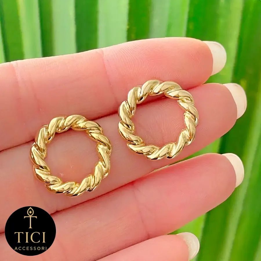 Brinco Argola Torcida Liso