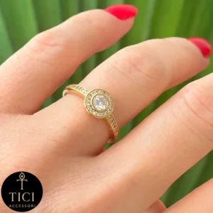 Anel Solitário de Zircônia com Aro de Filetes Cravejados - Imagem 1