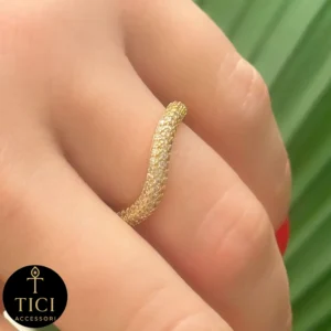 Anel Aliança Ondulada com 3 Filetes Cravejados - Imagem 1